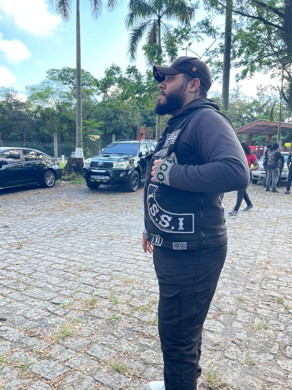 Marlboro — colete Insanos MC
